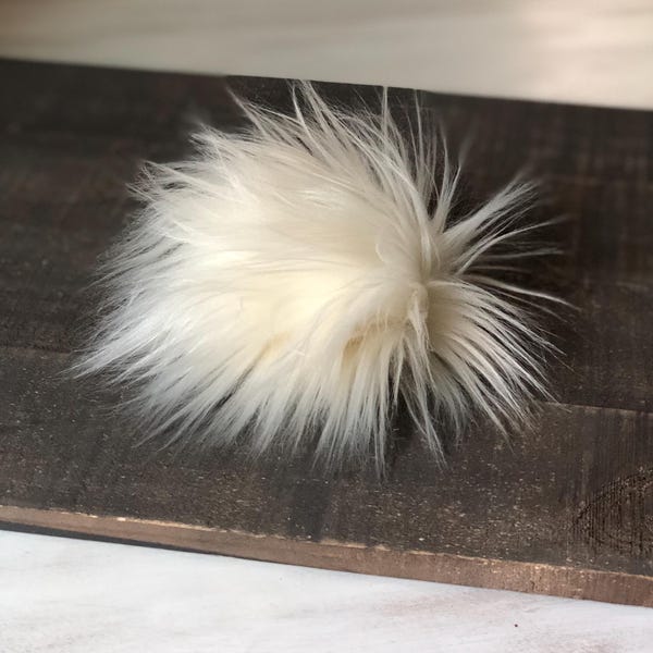 Detachable Faux Fur Pom Pom: Vegan Snap-On Craft Supply