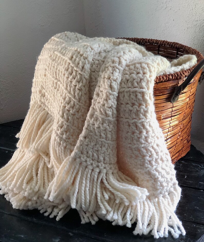 Super Chunky Knit Blanket x Full Size Hand Knit x Home Decor x Winter Rustic Farmhouse x The Cascades Throw image 4