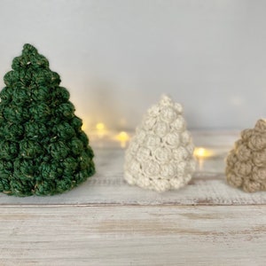 Rustic Crochet Christmas Tree: Farmhouse Holiday Decor