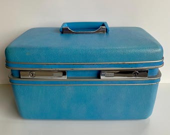 1970&#39;s Vintage Sears COURIER by Samsonite Baby Blue Train Hard Case with Tray | No Key
