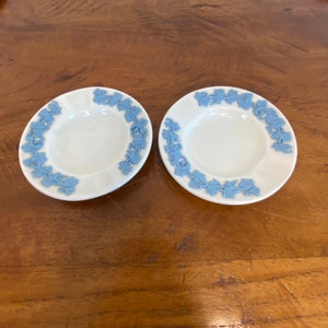 2 Vintage Wedgewood Ashtrays Etruria Embossed Barlaston Queens Ware