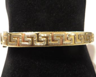 Beautiful 14k White & Yellow Gold Greek Key Bangle
