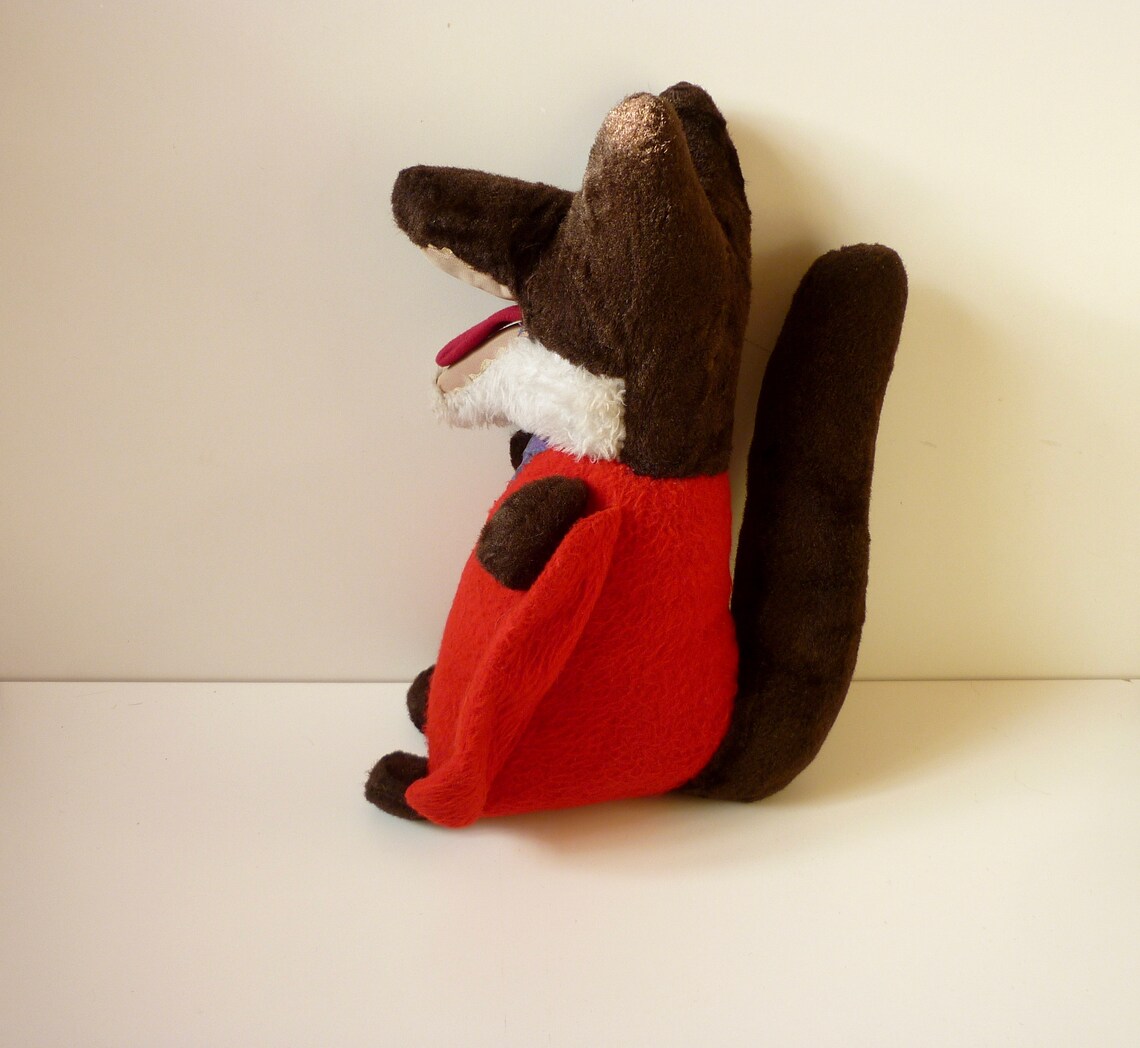 Vintage Basil Brush Red Hunting Cape Basil Brush 1970's Etsy