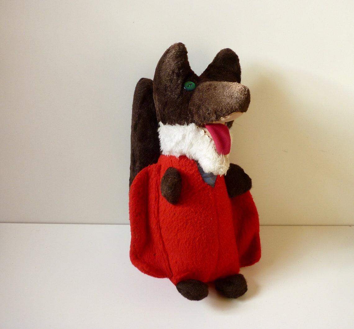 Vintage Basil Brush Red Hunting Cape Basil Brush 1970's Etsy