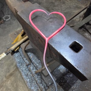 Hand Forged Wiggly Heart Garden Stake - Rustic Patina Plant Support Fun Garden Art Rusty Love Heart Decor image 6