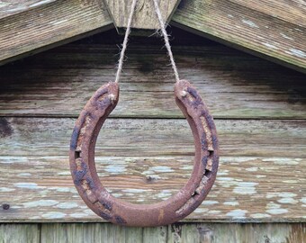 Used Rusty Horse Shoe~ Hanging lucky shoe~ Garden Shed Hanger~ Ornament~ Lucky Shoe~ Rustic