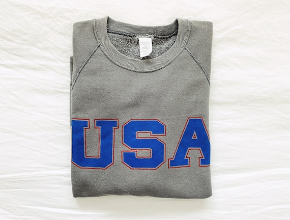 Vintage USA Sweatshirt / Faded Grey Raglan Sweatsh
