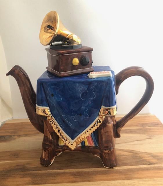 イギリス製　ティーポット　トニーカーター　限定品 Tony Carter トニーカーター ポスト型ティーポット 陶器 イギリス製