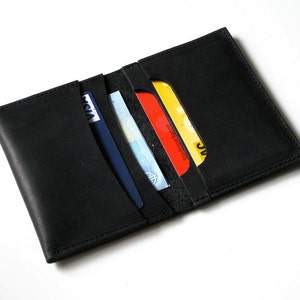 Carteira de couro masculina, carteira de couro masculina, carteira de couro minimalista para cartão de crédito, presente para homem, presente para namorado, carteira de couro