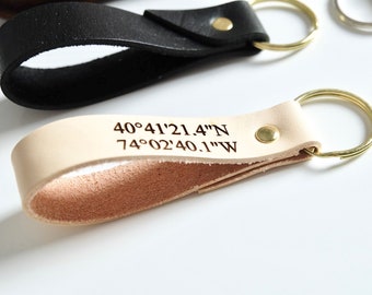 Keychain Leather Personalized, Keychain for Women, Keychain for Men, Keychain for Boyfriend, Leather Key Fob, Gift