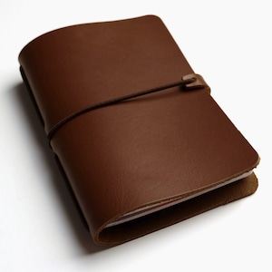 Paspoort dekking gepersonaliseerd, Paspoort houder leer, paspoort portemonnee, paspoort geval, reiscadeau, wanderlust cadeau, reizigers cadeau, leer