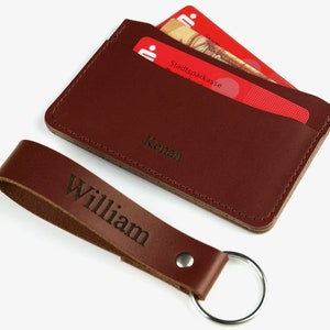 Gepersonaliseerde sleutelhanger en kaarthouder leder, aangepaste lederen sleutelhanger en kaarthouder, geschenk voor mannen, cadeau voor vrouwen, leder, set van 2