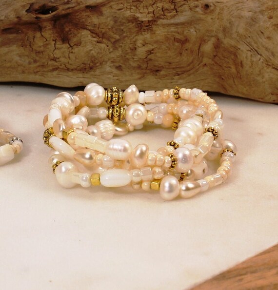 Freshwater Pearl Bead Mix - White & Gold Strand Kit Freshwater Pearl Beads, Strands & Loose Pearls | The Bead  main image 3