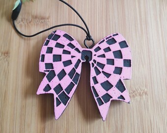 Freshie: Checkered Bow