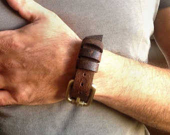 Brown leather bracelet men, buckle bracelet, boyfriend bracelet, leather cuff as mens gift