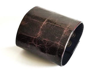 Crocodile embossed leather cuff bracelet for women