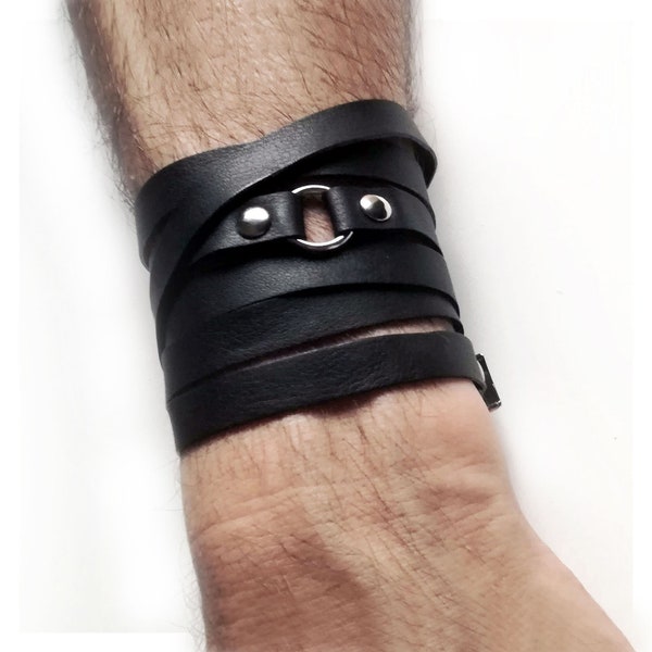 Herren Leder Wickelarmband, schwarze Ledermanschette, Herren Armband als Freund Geschenk