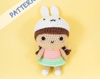 ウサギの帽子をかぶった女の子の編みぐるみパターン - 編みぐるみ人形のパターン、かぎ針編み人形のパターン、人形のかぎ針編みパターン