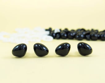 12mm x 9mm black triangle safety noses in black plastic - 10, 20 or 50 pieces -- for amigurumi, stuffed animals, teddy bears, plushies