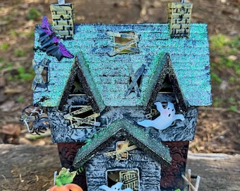 Miniature Sparkle Haunted House - Lights Up With Tea Light - Miniature Halloween - Fairy Houses -Miniature House -Miniature House -Terrarium