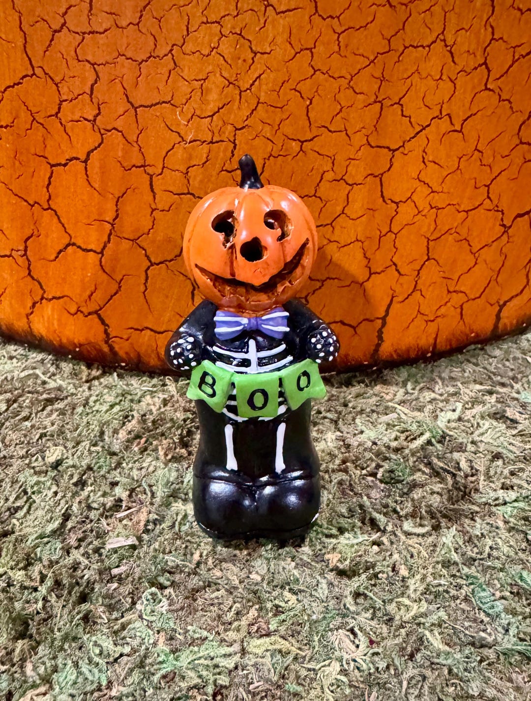 Miniature Jack O Lantern Holding Sign - Lights up - Fairy Garden ...
