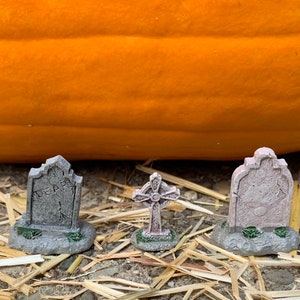 Miniature Tombstones - Your Choice - Miniature Cemetery - Miniature Halloween - Miniature Graves - Fairy Garden - Terrarium - Cake Toppers