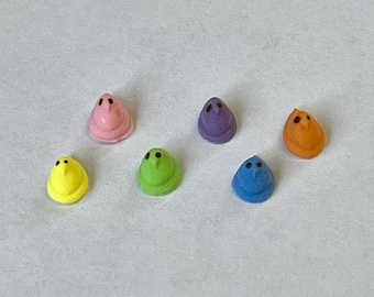Miniature Peep Chicks Or Peep Bunnies On Plate - Your Choice - Easter Miniatures - Fairy Garden - Miniature Peeps - Terrarium - Cake Toppers