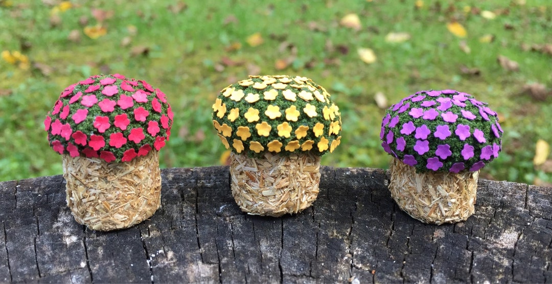 Miniature Dollhouse Round Hay Bales With Flowers -all Three Included ...