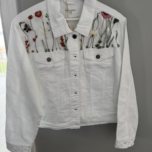 white appliqué Jean jacket