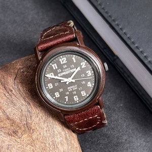 Relógio de quartzo masculino Timex Expedition Indiglo dos anos 1980