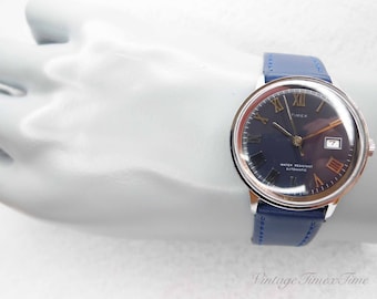Relógio de pulso masculino Timex Marlin 1973 azul data janela mostrador movimento automático do vento