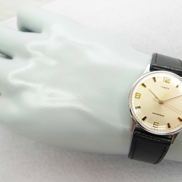 Timex Mercury 1970 Light Gold Dial usado por Martin Landau em Mission Impossible Gents Manual Watch