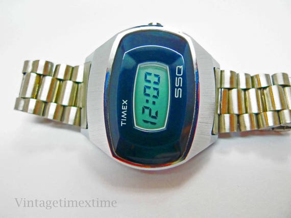 Timex SSQ Retro Mens Watch 1980's 