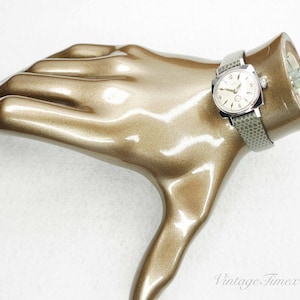 Timex 1960&#39;s Ladies Retro Silver Dial Girl Guides Manual Wind Watch