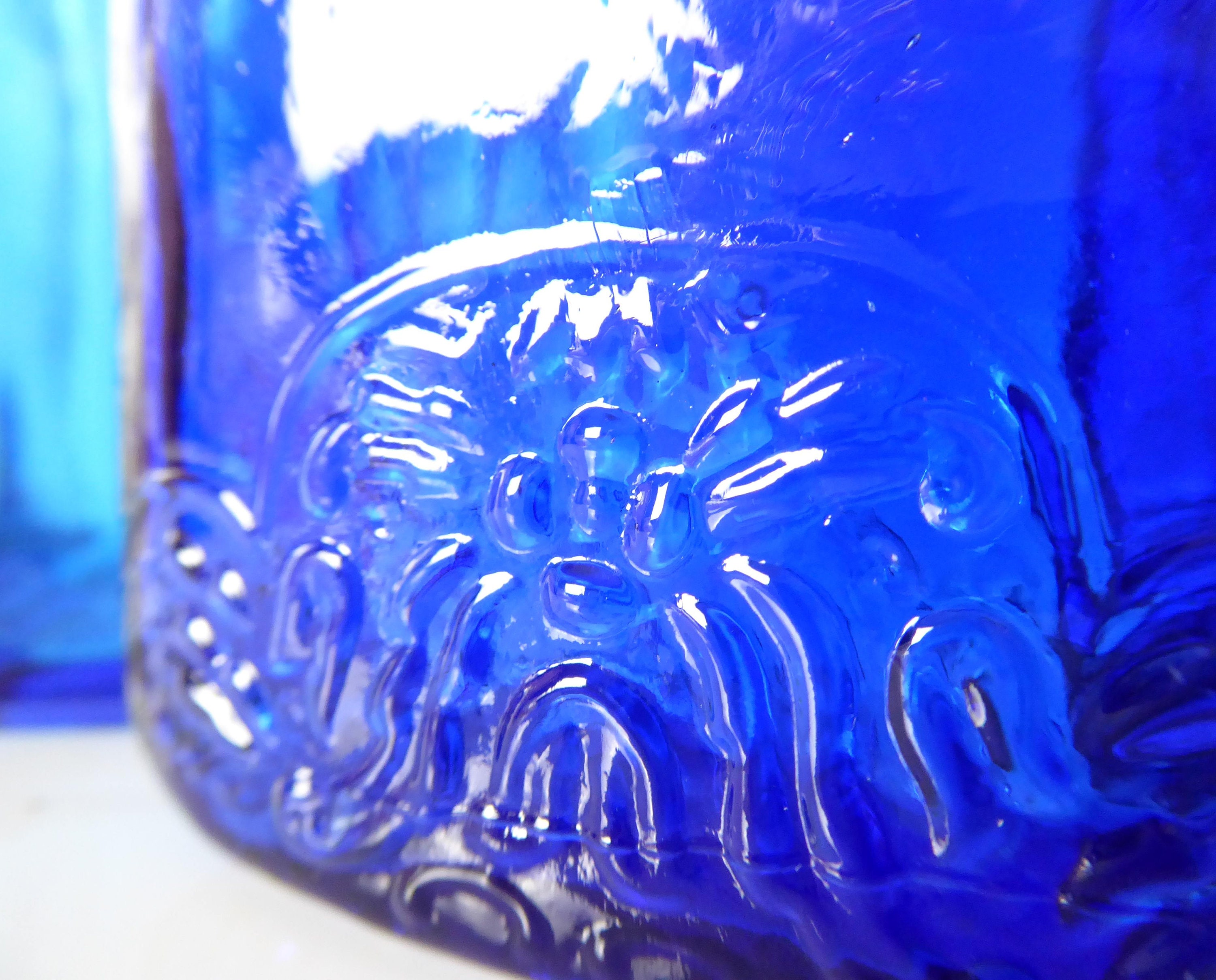 ヴィンテージブルーガラスボトルコレクション - ウィートンビターズ