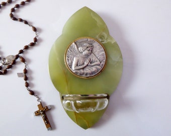 Antique Green Marble Benitier With Glass Holy Water Font - Choir Of Angels by Gozzoli - Religious Décor