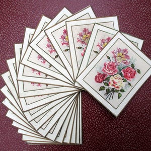 Vintage Floral Christmas Cards - Set of 18 Traditional Xmas Greetings