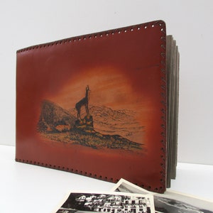 Album photo en cuir gaufré avec motif chèvre des montagnes - album photo ou carte postale vintage, France