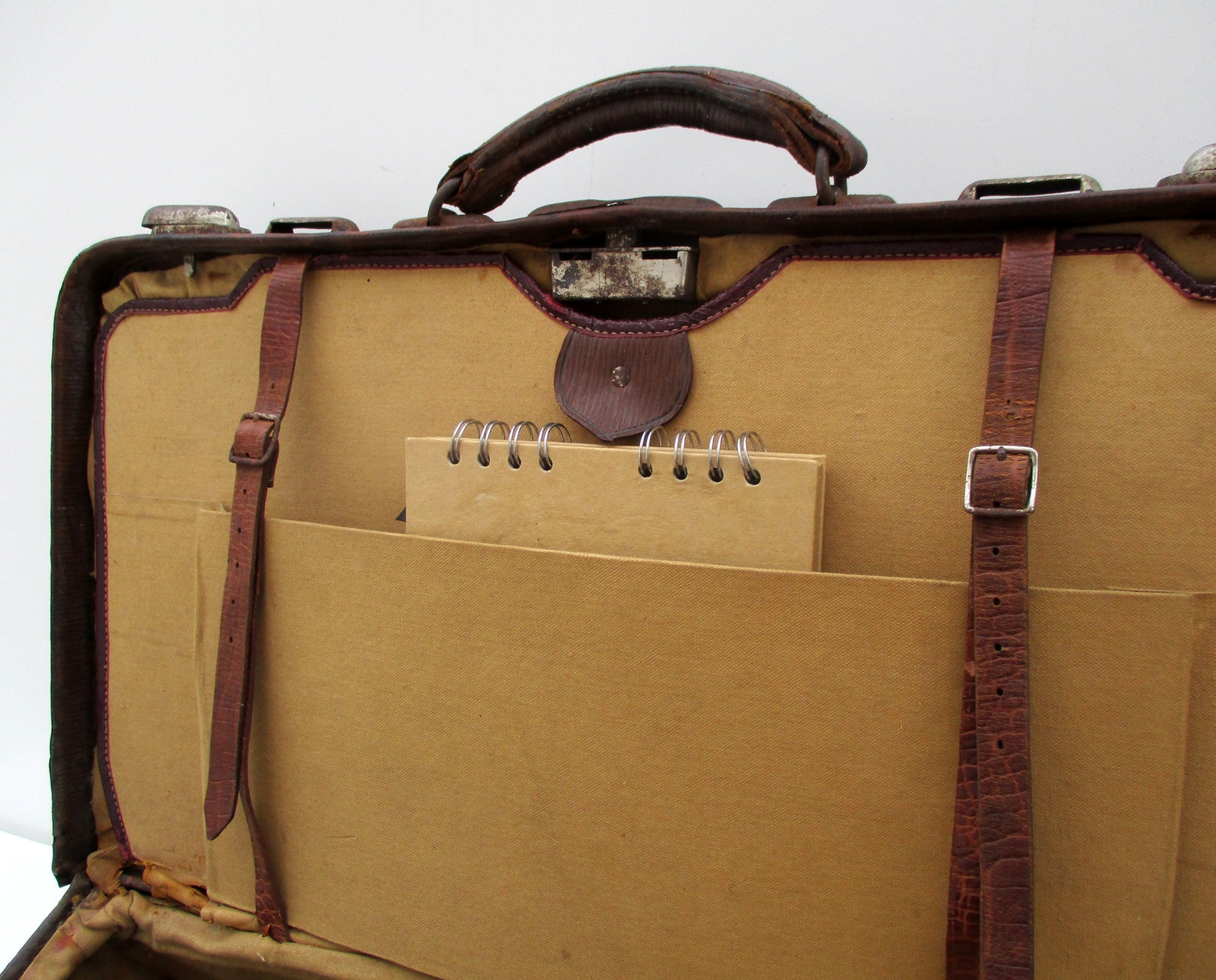 Large vintage leather Gladstone bag travel bag hand Etsy