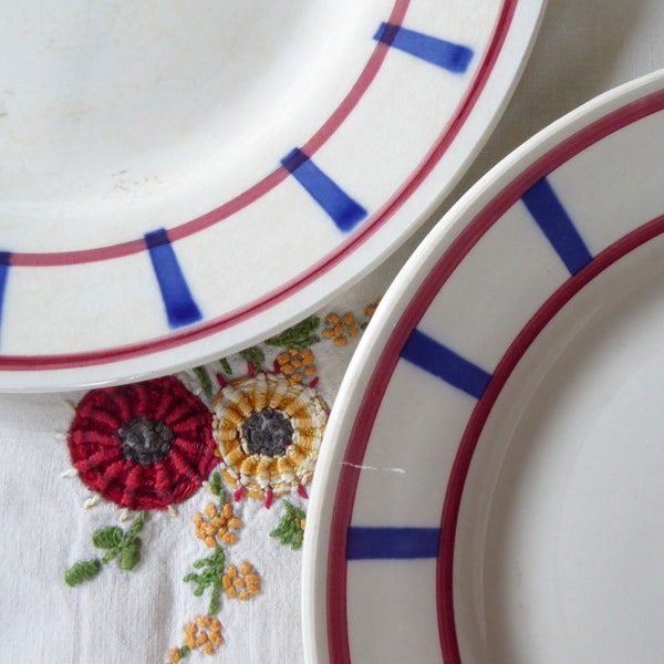 Paire d'assiettes plates basques béarnaises | Vaisselle française vintage
