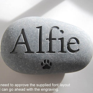 Custom Personalised Pet Memorial Stone. Rustic Stone and Sympathetic Design for Your Dog or Cats Memorial Garden.