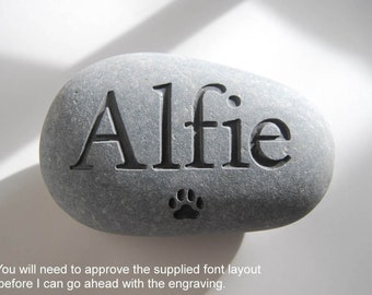 Personalized Pet Memorial Stone: Engraved Natural Garden Stone