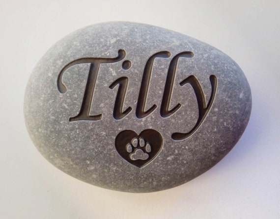 Custom Personalised Engraved Natural Pet Memorial Stone Gift for Dog, Cat