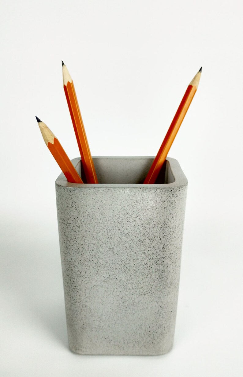 concrete pen holder