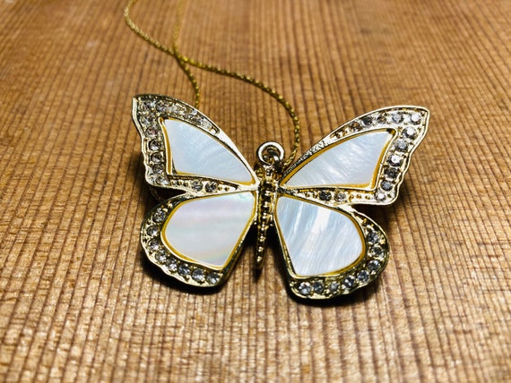 Butterfly Pendant- Abalone Shell -  14k Gold Neck… - image 3