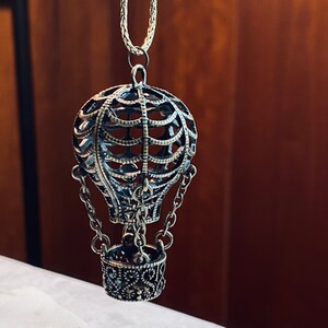 Hot Air Balloon Necklace - World Traveler - Whimsical Necklace - Bronze Hot Air Balloon Pendant - Bronze Chain Necklace - JustBeadItByDrue