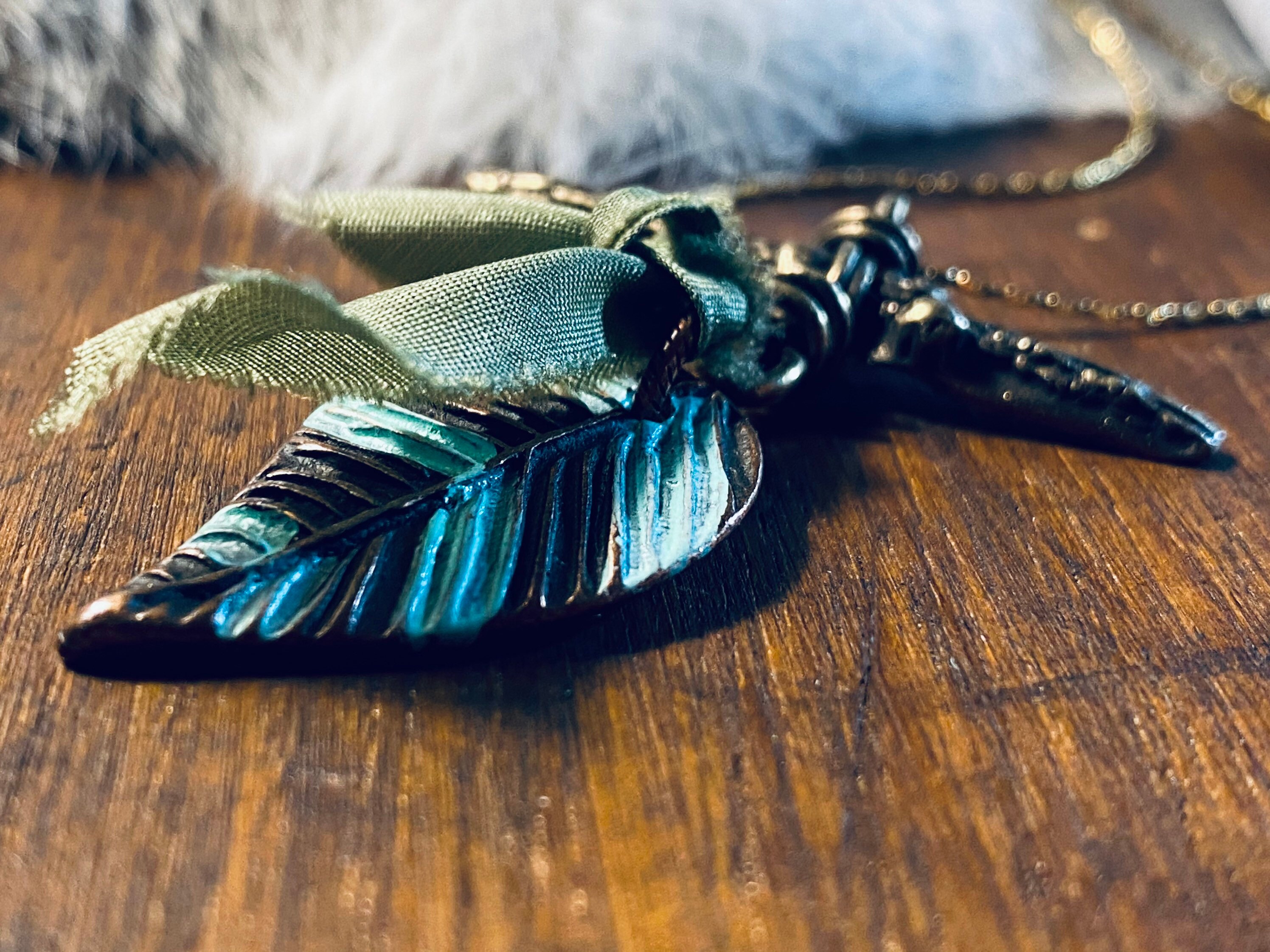 Pendentif Vintage Doré Bleu Avec Feuille D'or - Bijou Rétro Octogonal TTBE