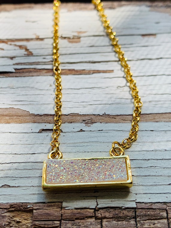 Dainty Gold Chain Necklace with Glitter Pendant Dainty Gold Chain Necklace with Glitter Pendant