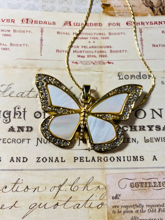 Butterfly Pendant- Abalone Shell -  14k Gold Neck… - image 7