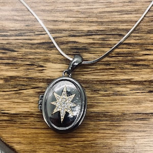 Oval Silver Locket Pendant - Gold Star Oval Pendant - Stainless Steel Necklace - Celestial Jewelry